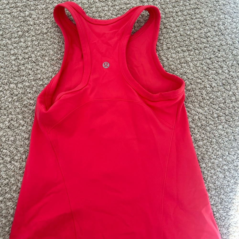 Lululemon tank top
